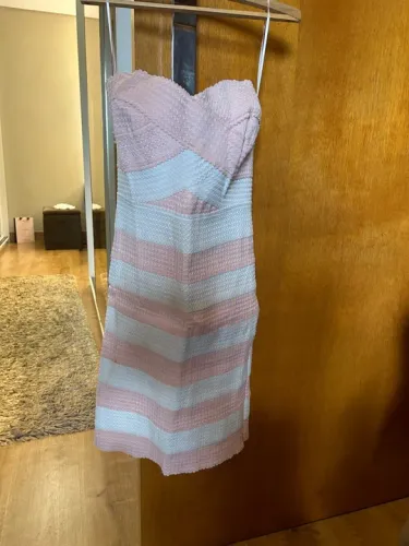 Vestido tomara que caia bandagem