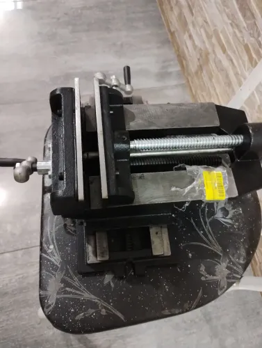 Morsa  coordenada 150mm  6 polegadas nova 