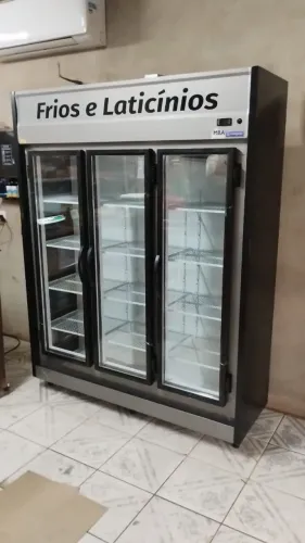 Auto Serviço 3 Portas Resfriados NOVO Frios Laticínios bebida 0 a 7 Balcão Refrigerado