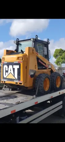 Alugo bobct mensal Mini carregadeira Caterpillar 226B - Excelente estado
