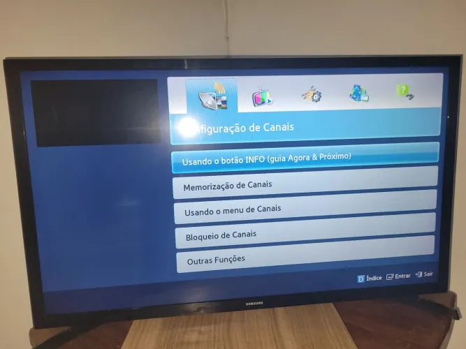 TV Samsung excelente estado UN32J4000