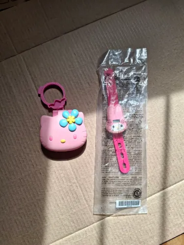 Relogio MyMelody e chaveiro Hello Kitty