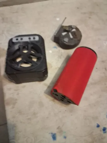 Caixa de som Bluetooth lote .não sei se funciona