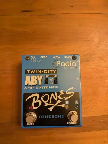 Pedal ABY Radial Twin City Buffer
