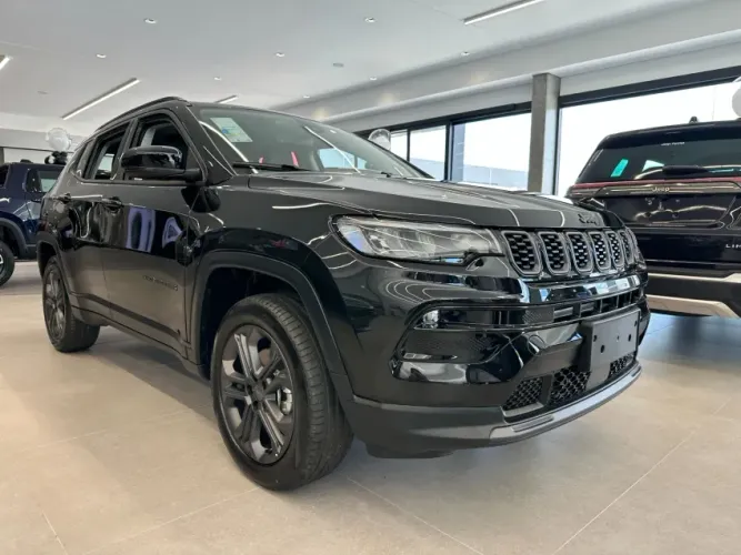 Jeep Compass Long. T270 1.3 TB 4X2 Flex AUT 2026