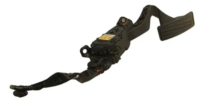 Pedal Acelerador Suzuki Sx4 2.0 Gasol Manual 2010 2012