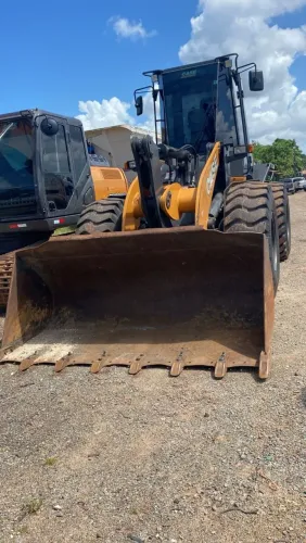 Pá Carregadeira Case - Potência e Eficiência