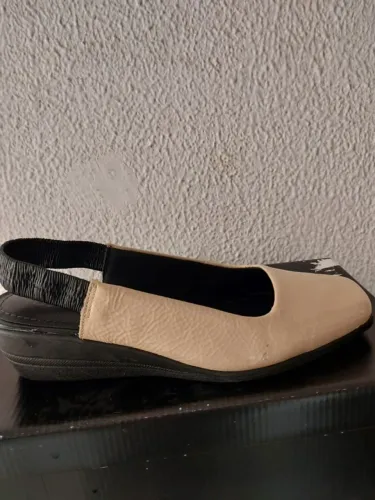 Vendo sapato salto baixo couro Usaflex