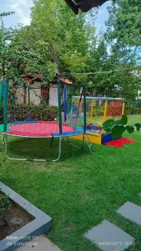 Locação de brinquedos e barraquinha de lanches para festa infantil 