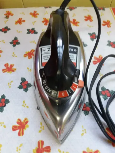 Ferro De Passar Roupas Black&Decker 127 Volts