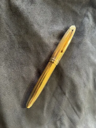 Caneta Montblanc 146 Solitaire Vermeil (Prata-Ouro)