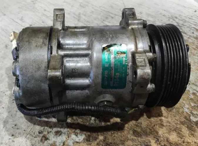 Compressor Ar Condicionado Renault Megane 1.6 2001