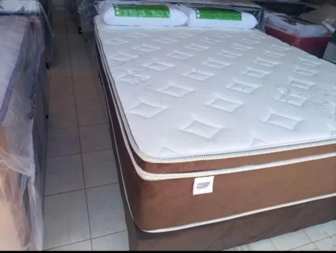 Cama Box Queen size - Colchão Molas ensacadas Pilow+top