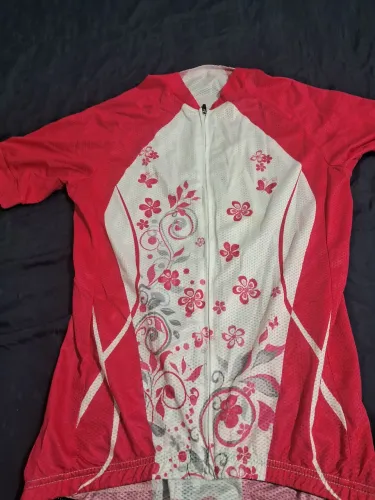 Lote de roupas de ciclismo feminino