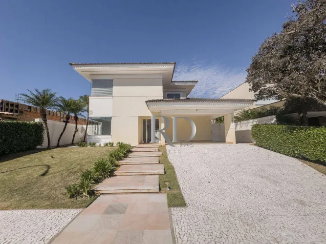 Sobrado com 4 suítes (1 térrea) à venda, 400 m² de área construída por R$ 7.780.000 - Alph