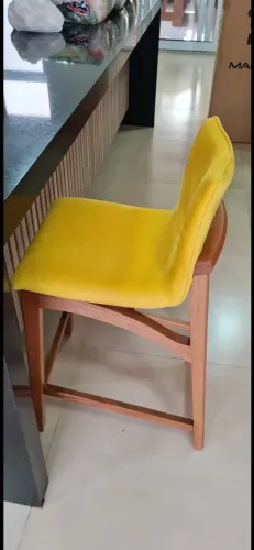 Conjunto de cadeiras altas para ilha