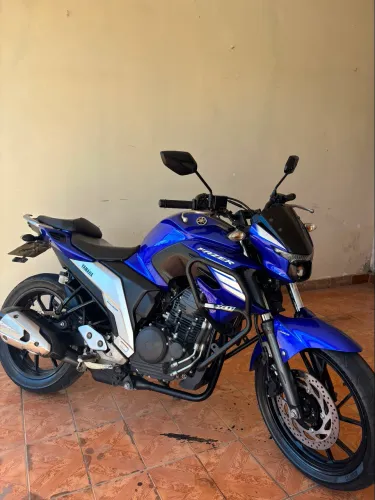 Fazer 250 2022 abaixo da fipe Tel: *