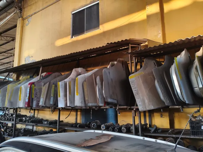 VENDO PORTAS DE CARRO