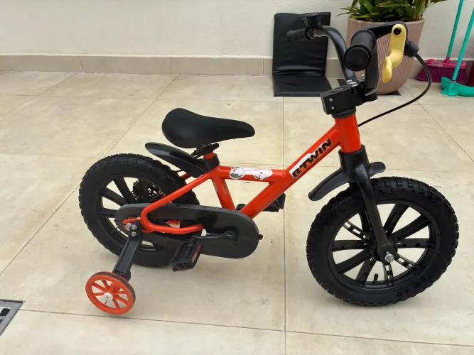 Bicicleta aro 14 btwin