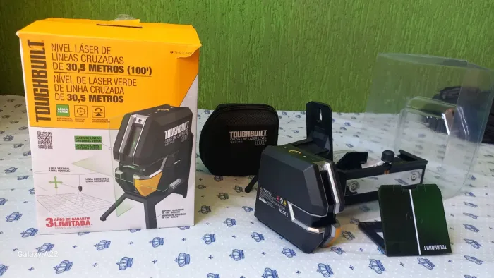 vende-se laser TOUGHBUILT