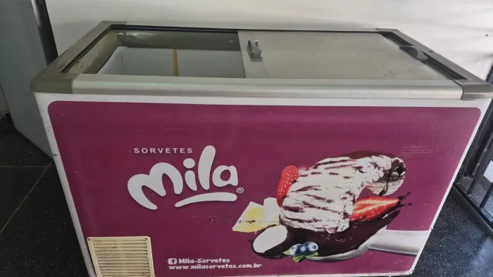 Freezer Expositor Sorvetes Mila - Funcionando 100%! R$ 2.000