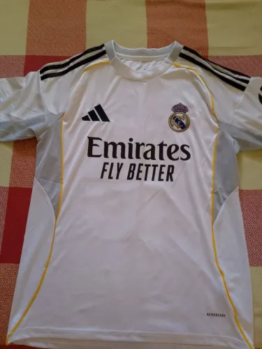 Camisa do Real Madrid masculina, original Adidas número 10 do Mbappé.