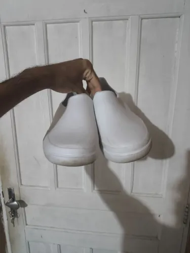 Sapato hospitalar semi-novo