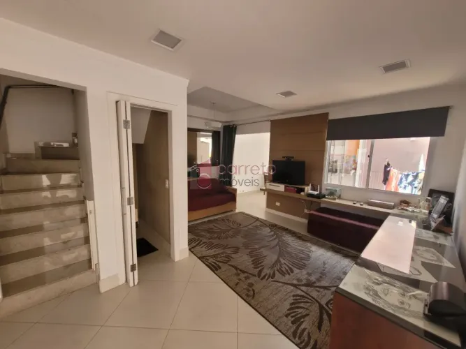 CASA À VENDA NO CONDOMÍNIO BELLA COLÔNIA EM JUNDIAÍ/SP