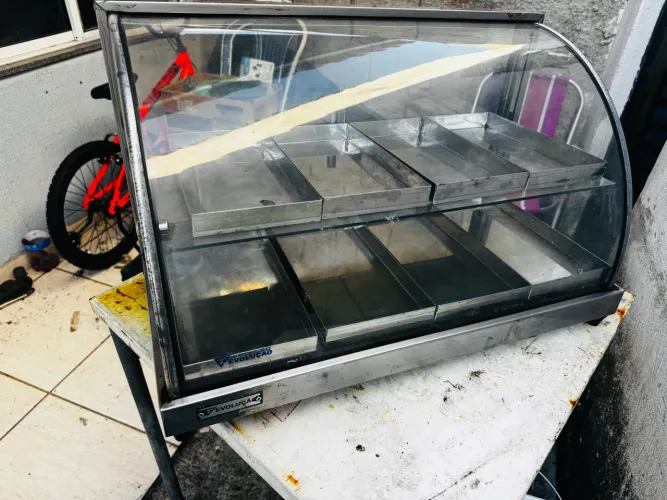 Vendo estufa 8 bandejas