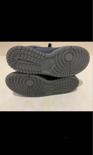 TÊNIS NIKE