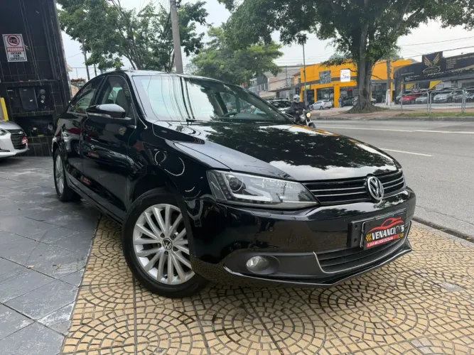 Volkswagen Jetta Highline 2.0 TSI 16V 4P Tiptronic 2014