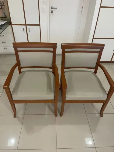 Cadeiras de apoio (decorativas)