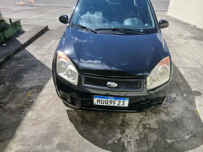 Ford Fiesta Sedan 1.0 8V Flex 4P 2008