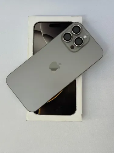 IPhone 16 Pro Max 256 GB Impecável Bateria 92%