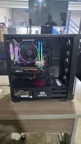 PC Gamer Completo Ryzen 5 + RX 570 + Monitor 27 + 16GB