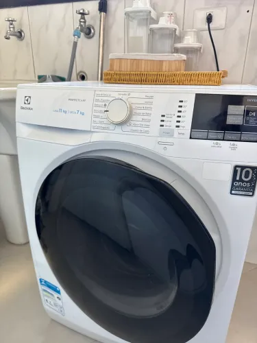 Lava e Seca Electrolux Perfect Care - Excelente oportunidade!