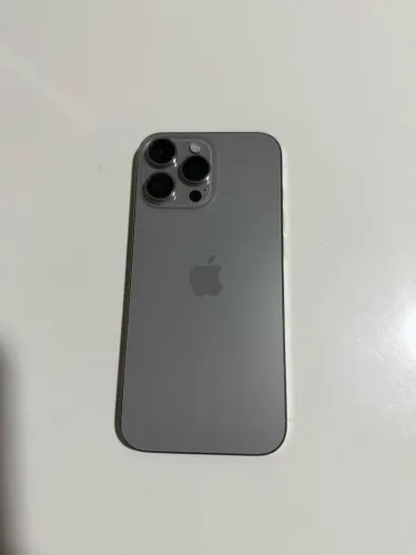 Vendo iPhone 16 Pro Max 256GB