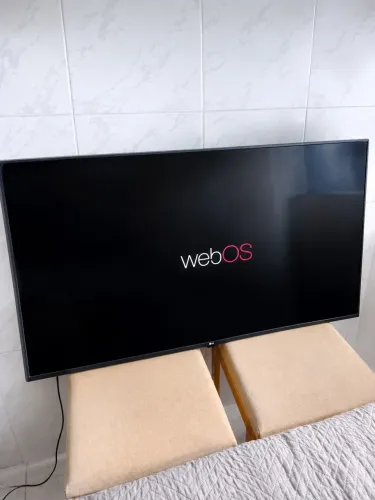 ? Smart TV LG 50? 4K UHD webOS - Ótimo Estado!