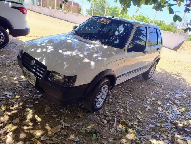 Fiat Uno Mille 1.0 Fire/ F.flex/ Economy 4P 2012