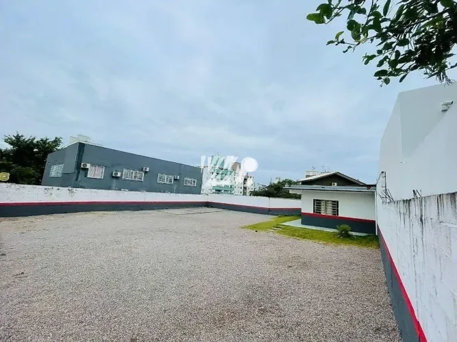 Terreno 600m² - Pagani - imv