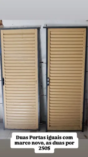 2 Portas Venezianas iguais 300$