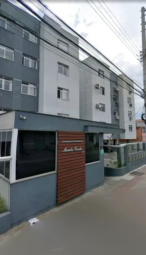 Alugo apartamento