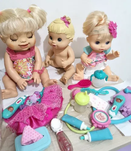 Baby alive e acessórios