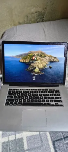 MacBook Pro Retina 15"