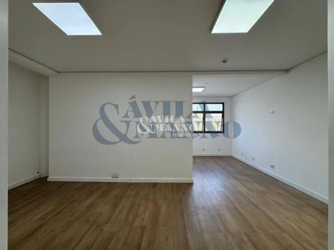 Sala Comercial para Locação em São Paulo-Sp na Vila Prudente: 1 Sala, 2 Banheiros, 57M² de