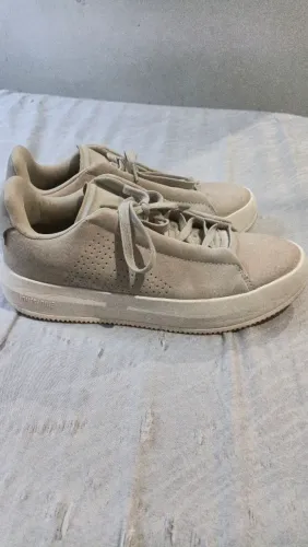 Tênis Adidas social