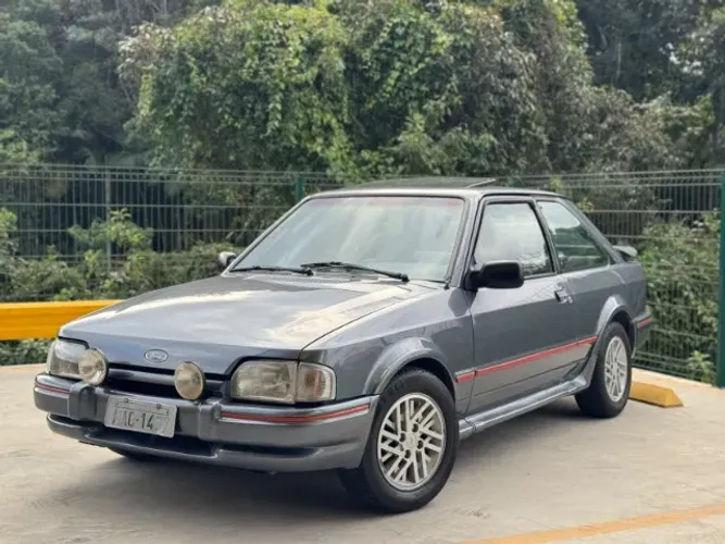Ford Escort XR3 1.8 / 1.6 Beneton/form./laser 1990