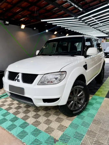 Mitsubishi Pajero TR4 2.0/ 2.0 Flex 16V 4X4 Mec. 2011
