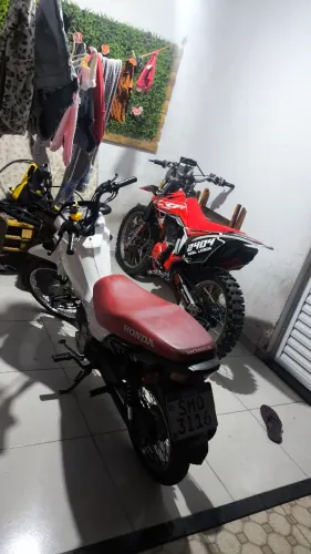 Vendo CRF ou troco em outro moto