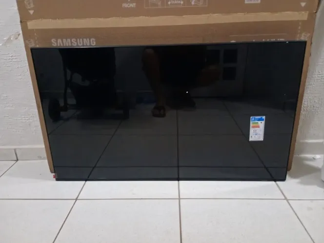 Tv Samsung 50 polegadas nova na caixa nunca usada